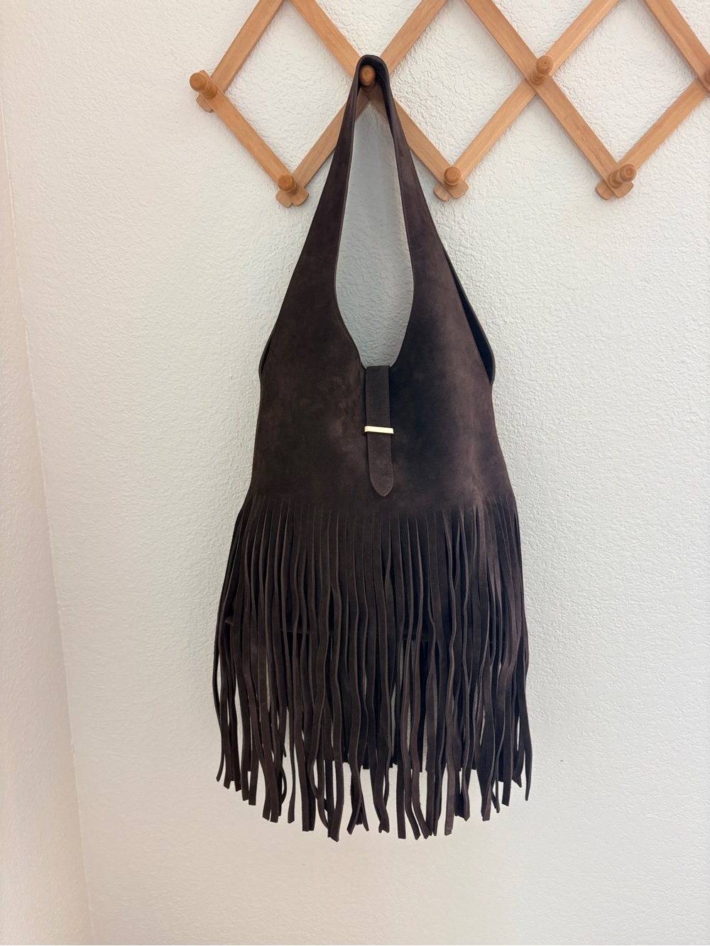 NWT Reformation Chocolate Brown Ivy Fringe Suede Shoulder Bag - Picture 4 of 10